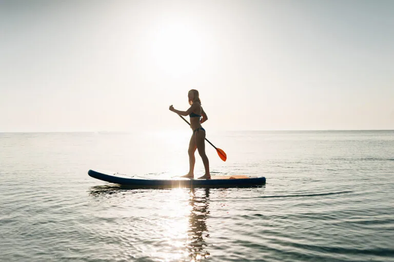3 Reasons to Take Up Paddle-boarding